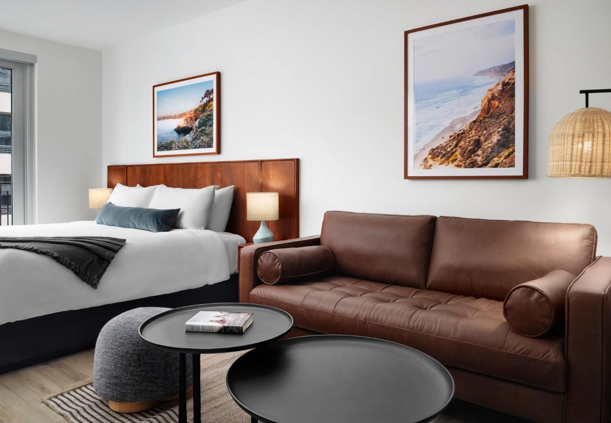 Sentral Gaslamp Quarter 4* San Diego